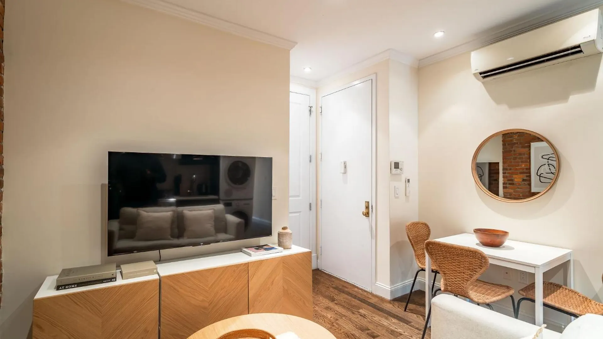 Super Charming 3Br 1Ba Upper East Side Retreat Near Central Park New York