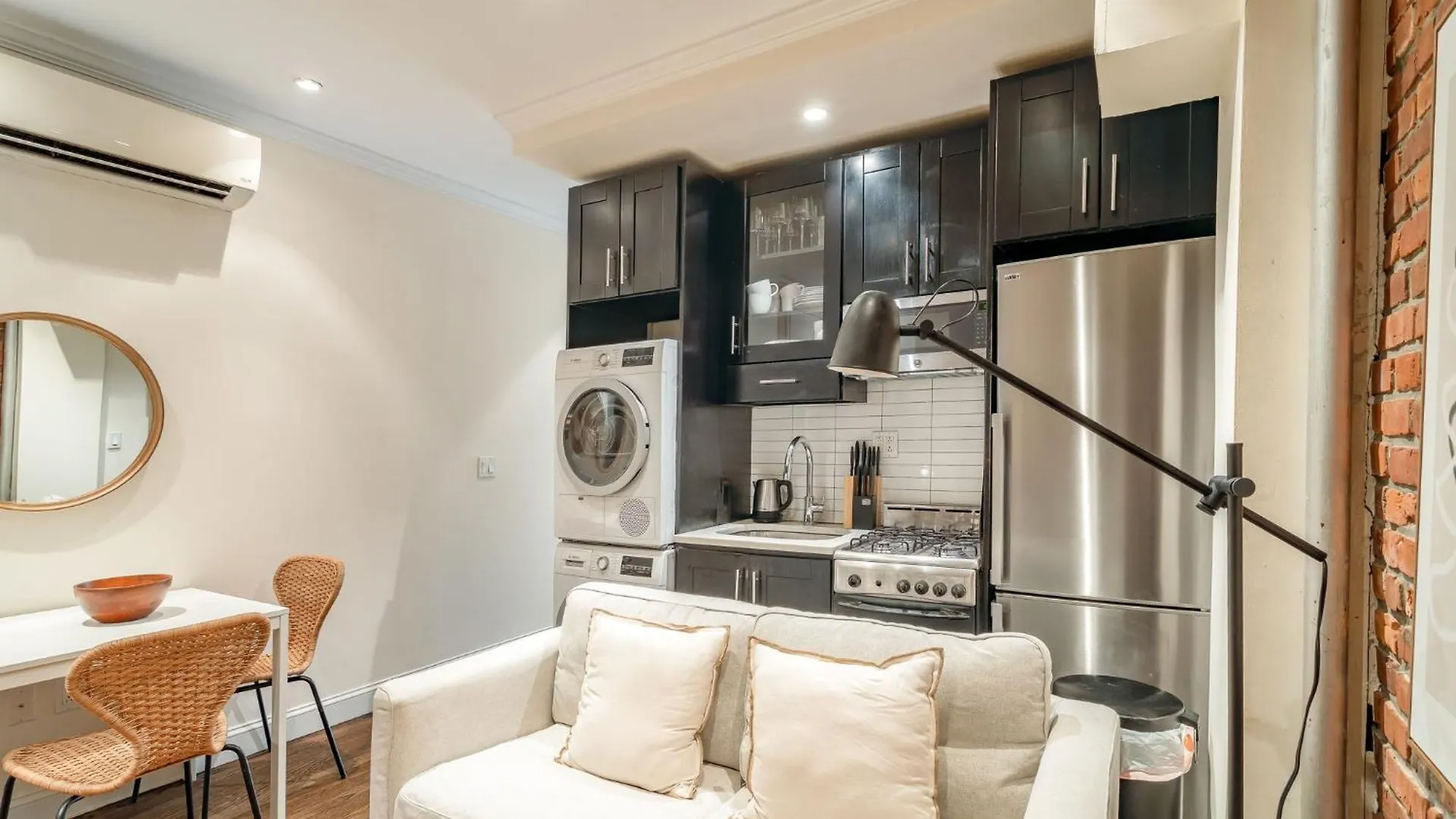 Super Charming 3Br 1Ba Upper East Side Retreat Near Central Park New York