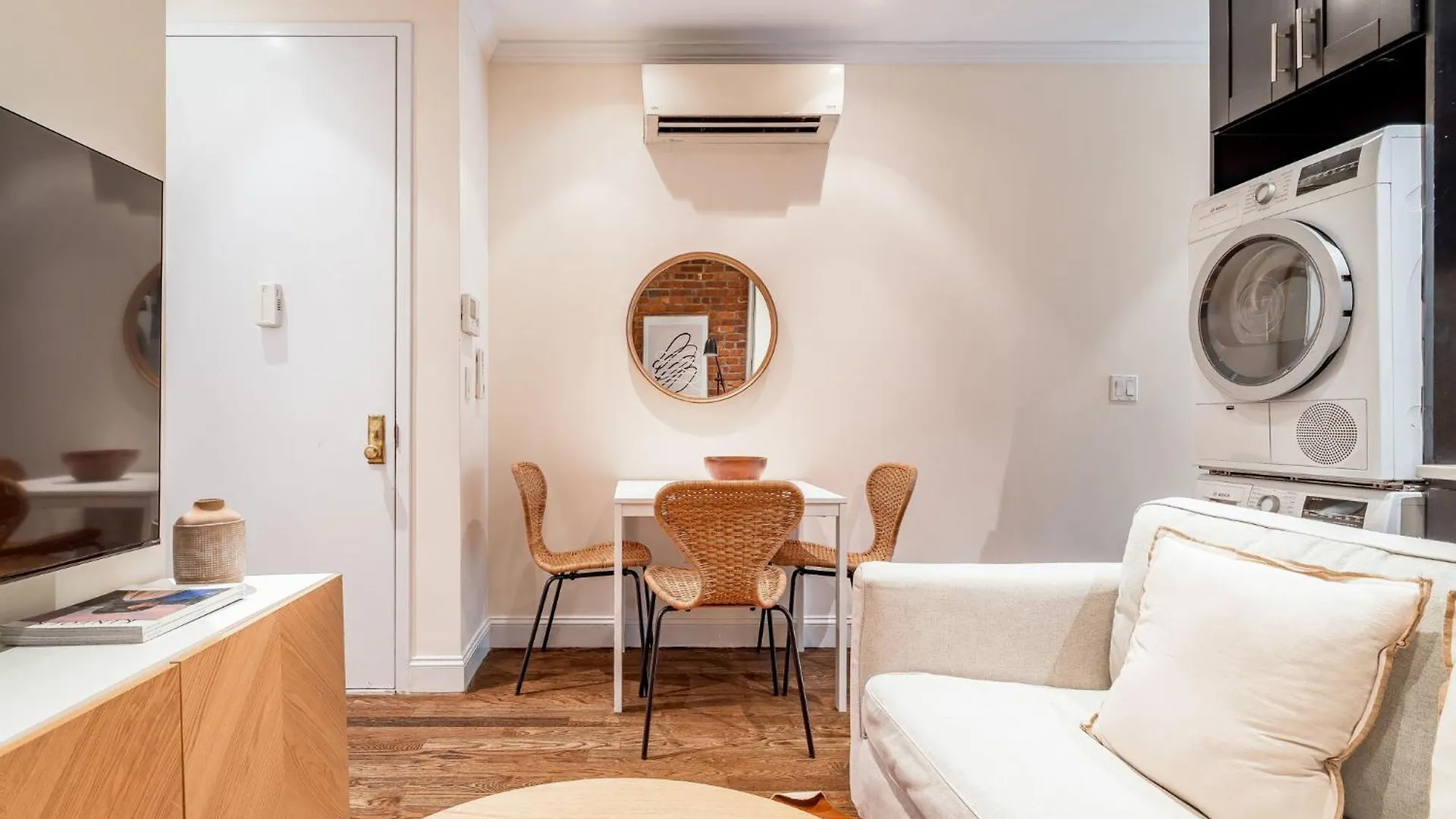 Super Charming 3Br 1Ba Upper East Side Retreat Near Central Park New York
